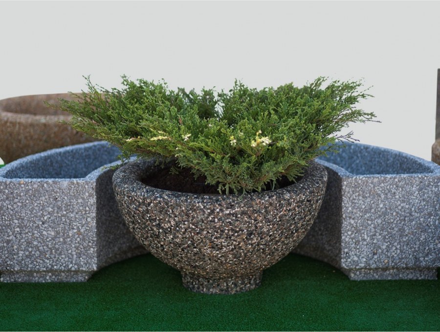 Вазоны из искусственного камня