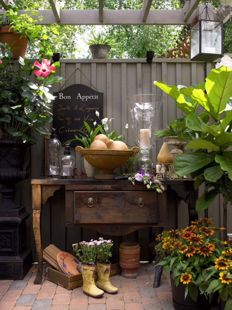 Декор садового участка