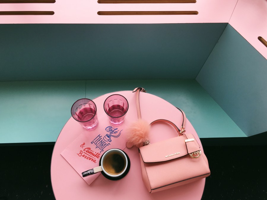 Эстетика интерьер розовый