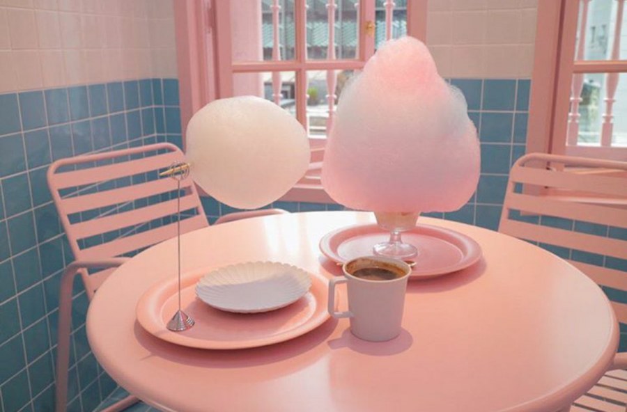 Розовое кафе Эстетика