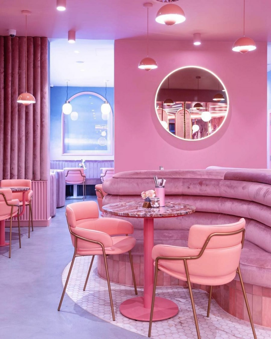 Кофейни в розовом стиле