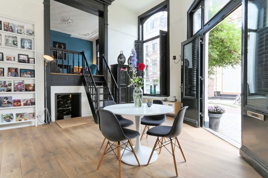 Комната в стиле тотал Блэк