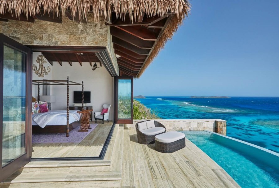 Домик на берегу моря