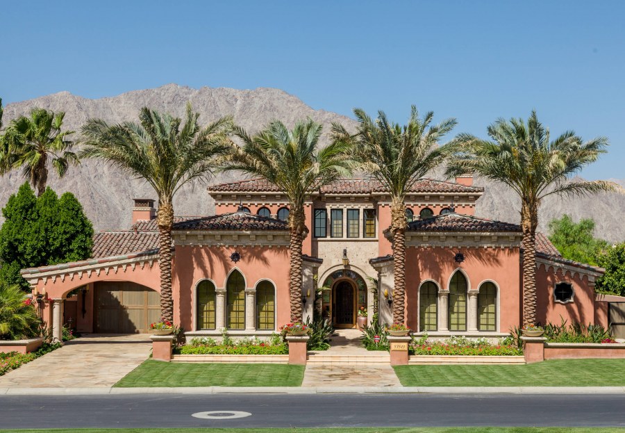 Неомавританский стиль в архитектуре