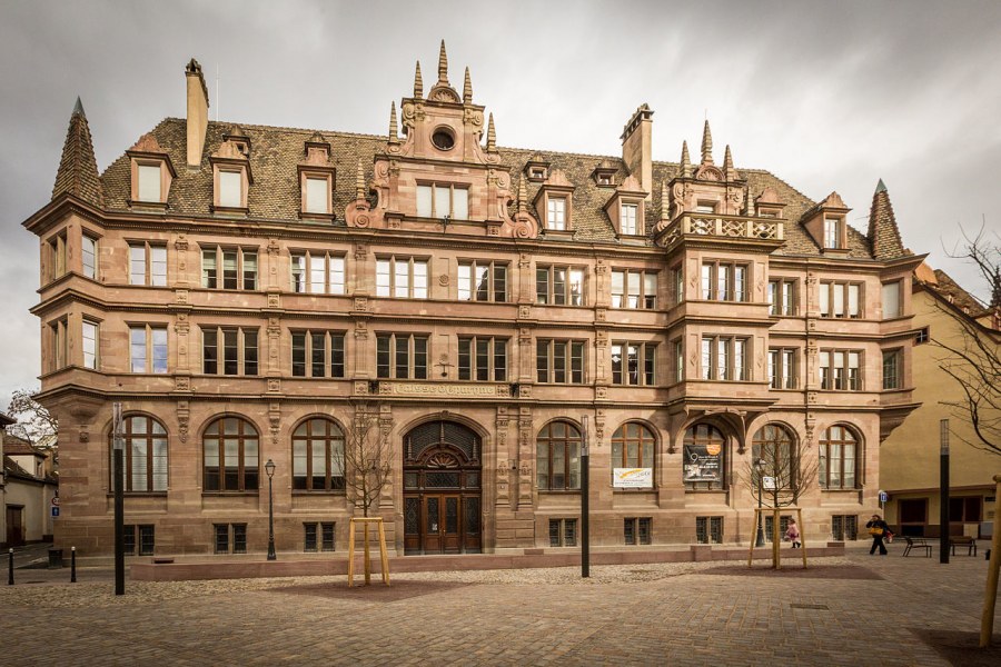 Замок Блуа Франция фасад