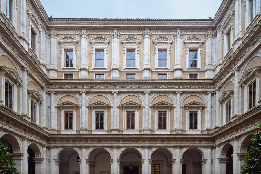 Бальдассаре Перуцци