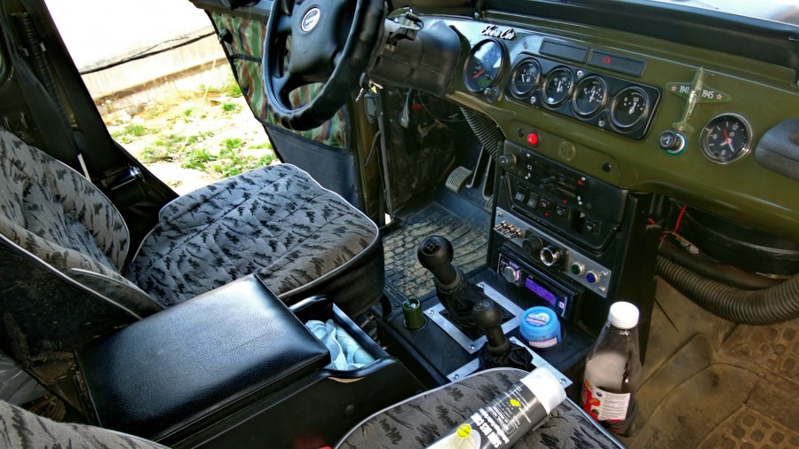 УАЗ Хантер 3151 салон