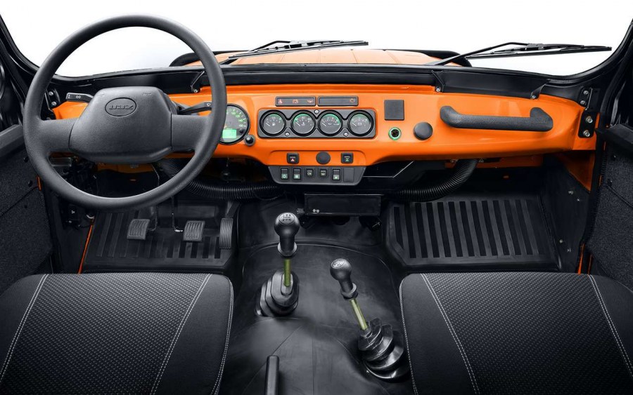 УАЗ Хантер 2021 салон