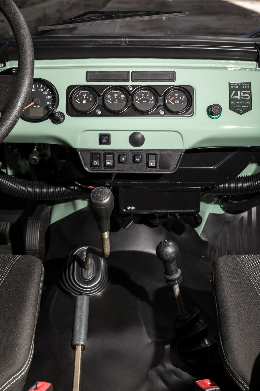 УАЗ 469 Хантер салон