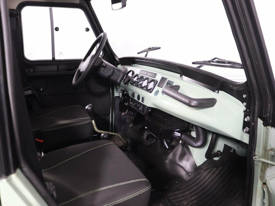 УАЗ Хантер 2020 салон багажник