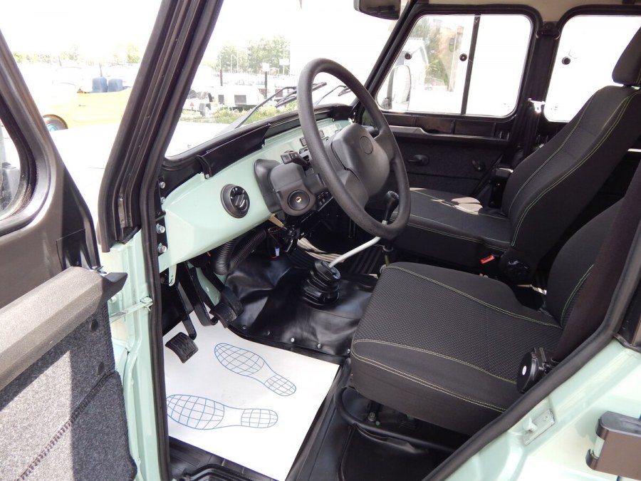 УАЗ Хантер 2018 салон