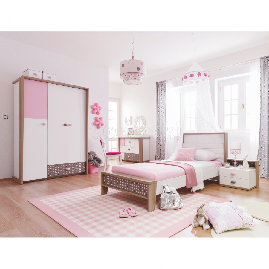 Комната для девочки в розовом цвете