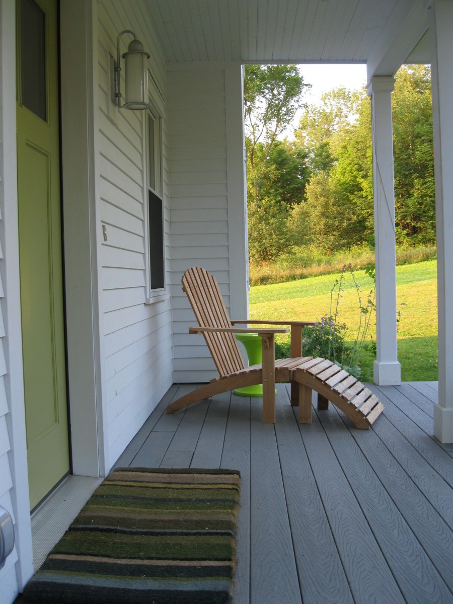 Покрасить веранду