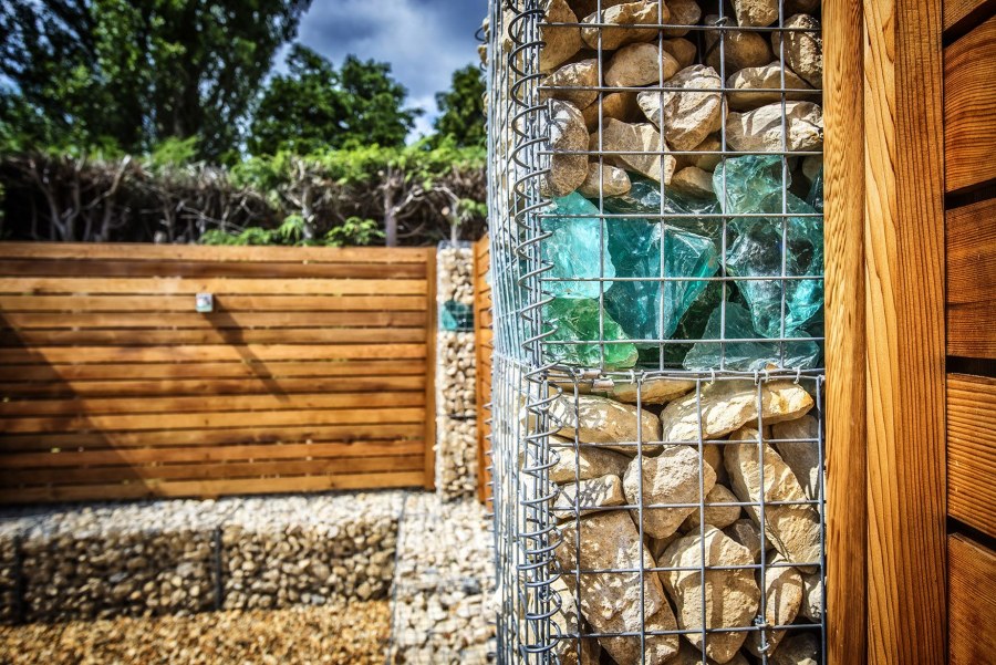 Габионы со стеклом