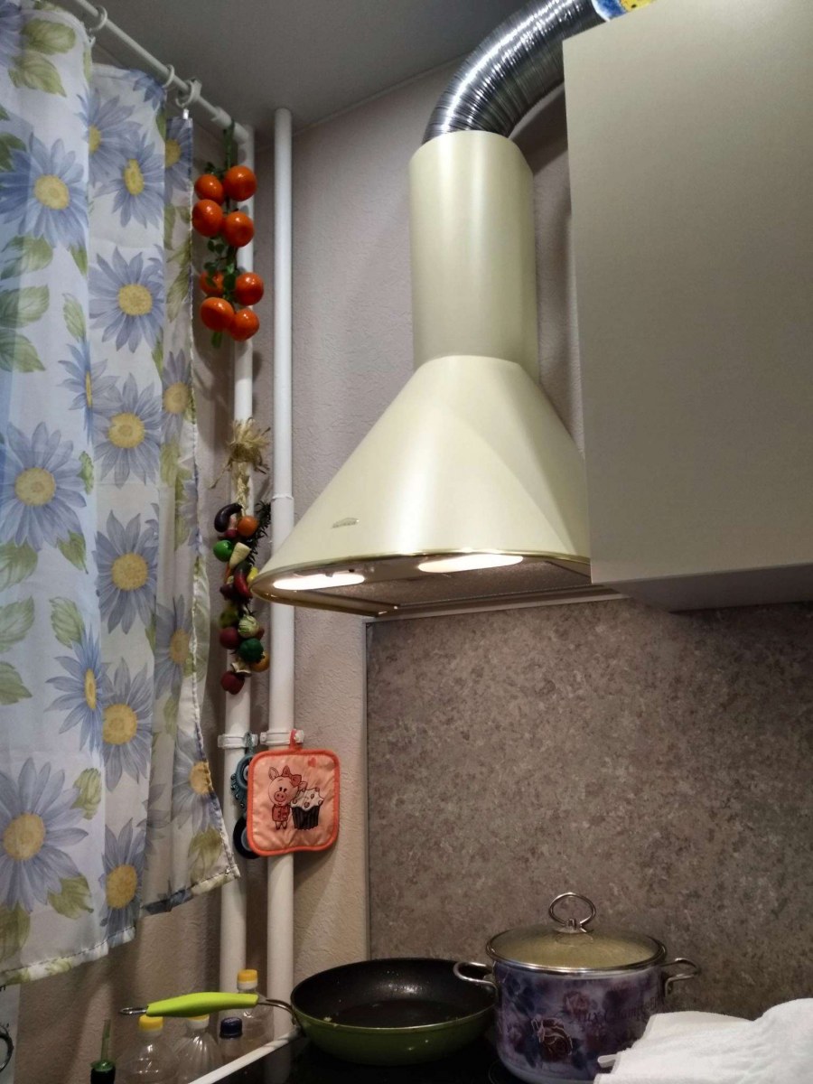 Каминная вытяжка Elikor Эпсилон 50 ваниль / золото