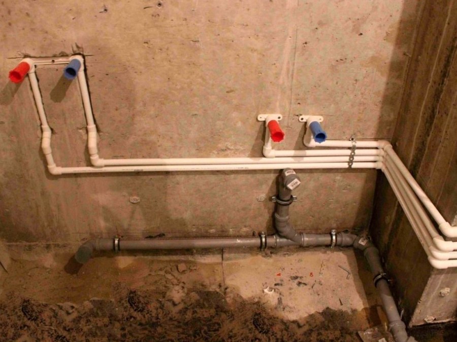Разводка труб в ванной