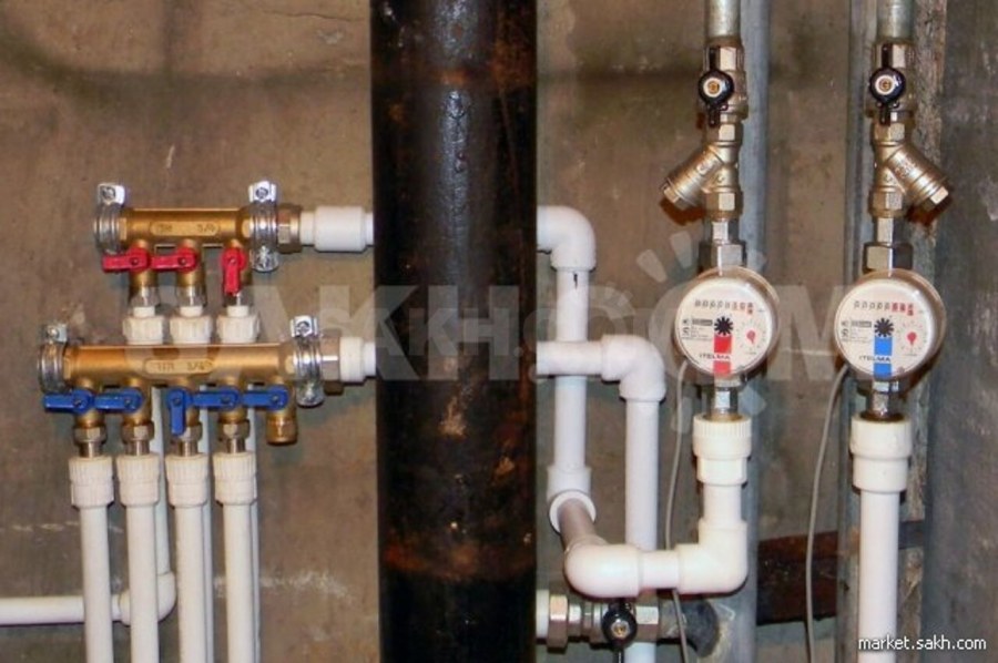 Квартирный коллектор водоснабжения