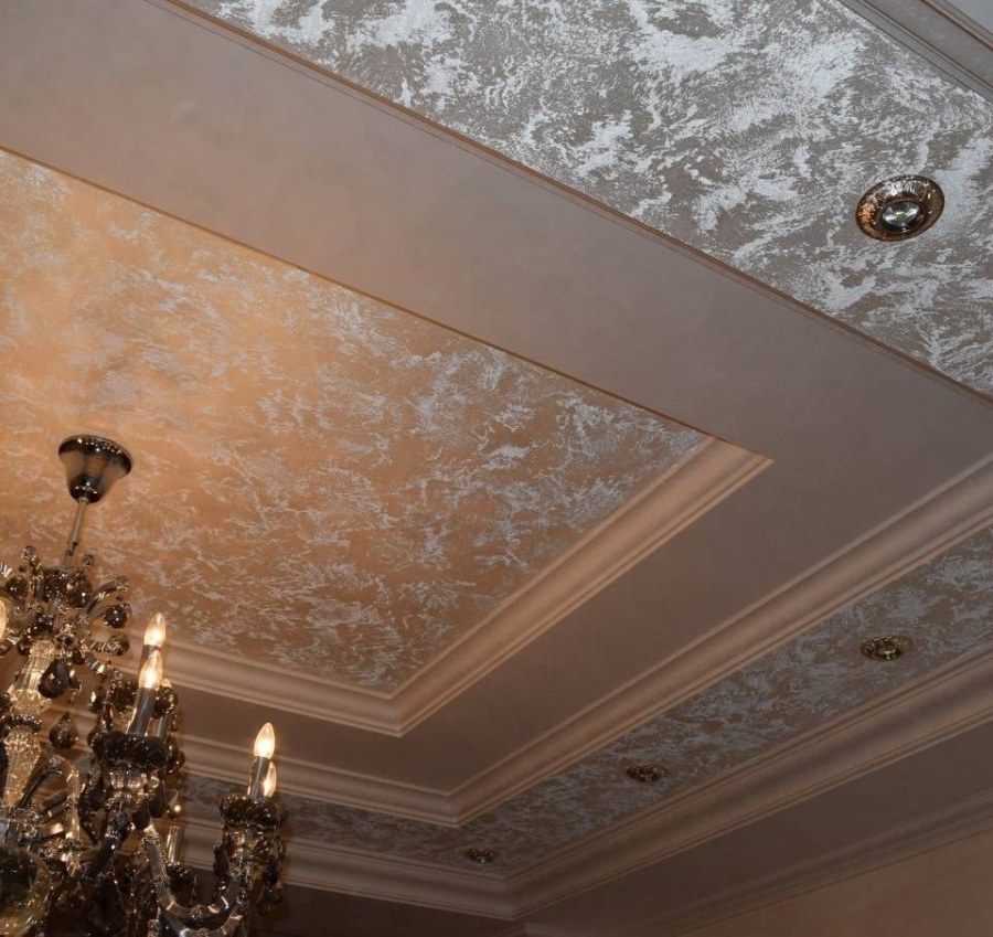 Потолок из жидких обоев