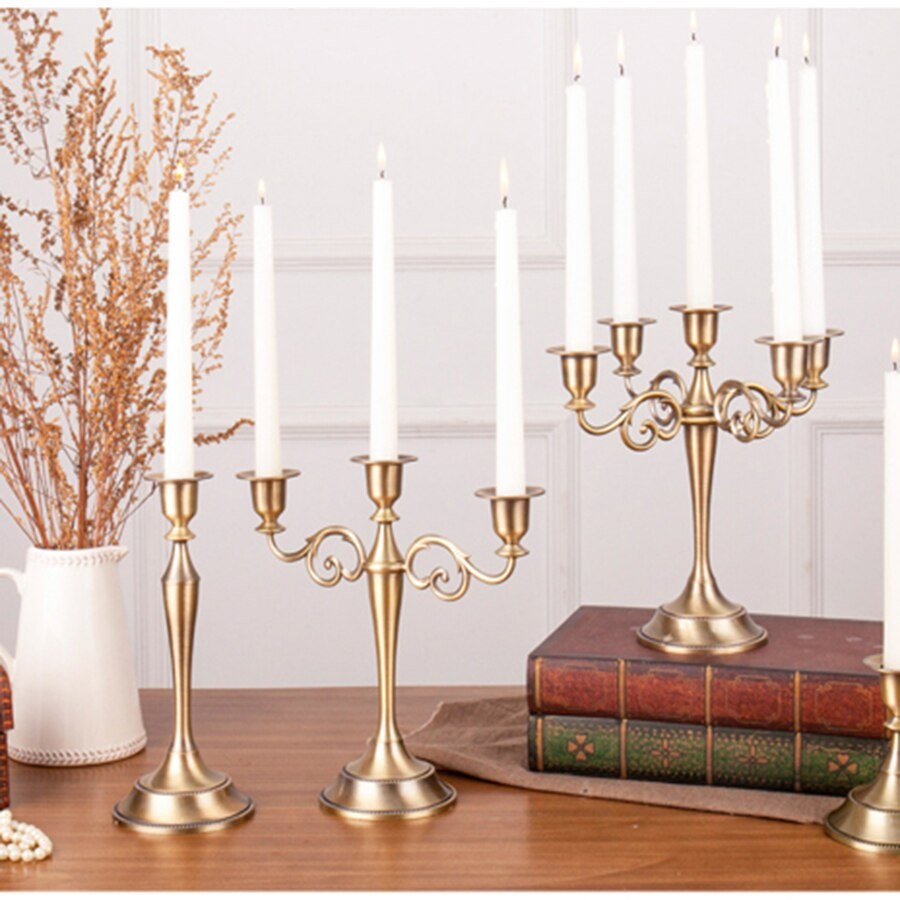 Канделябр со свечами