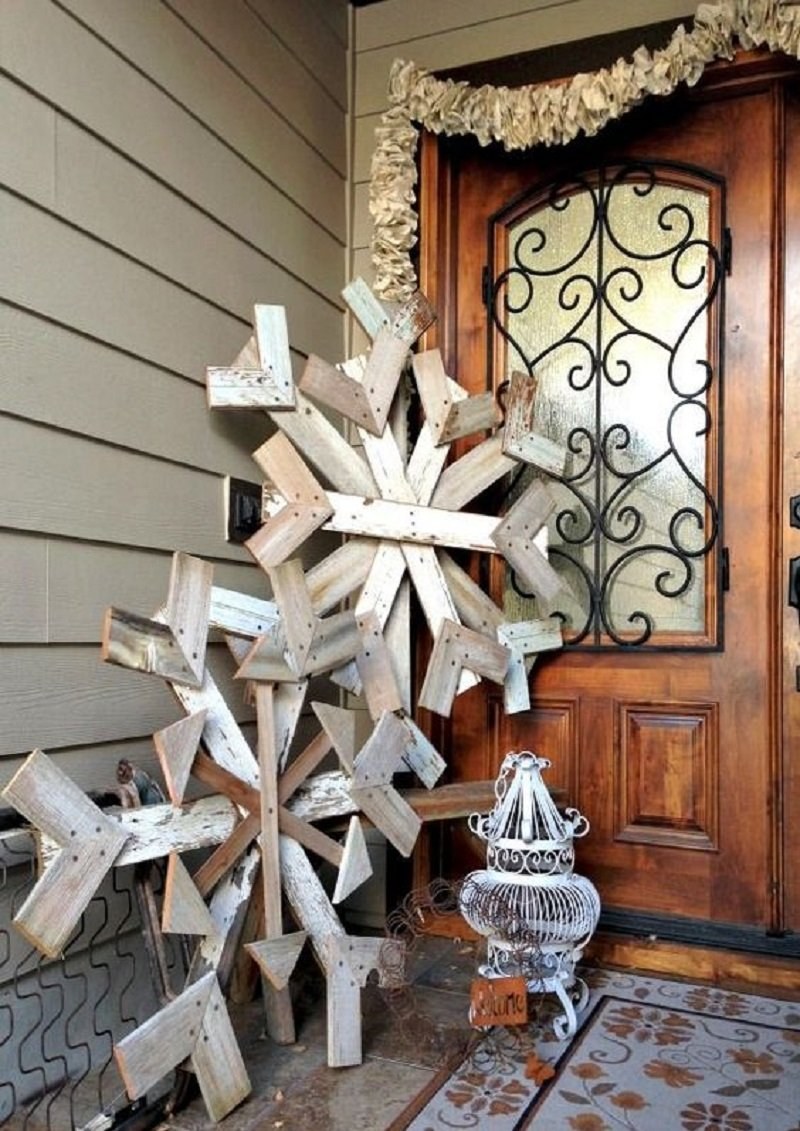 Новогодний уличный декор