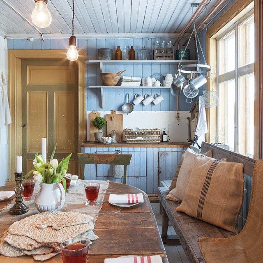 Уютная кухня на даче