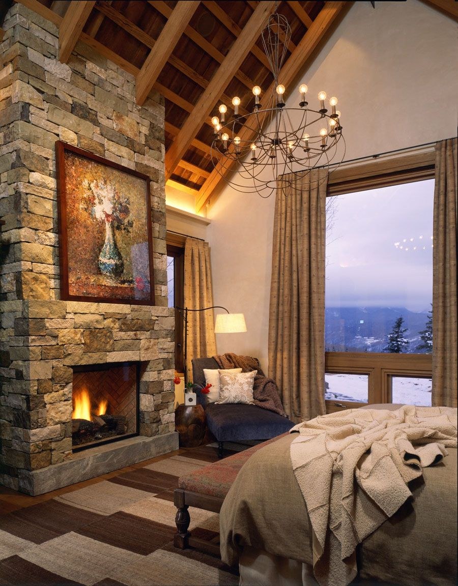 Камин в спальне