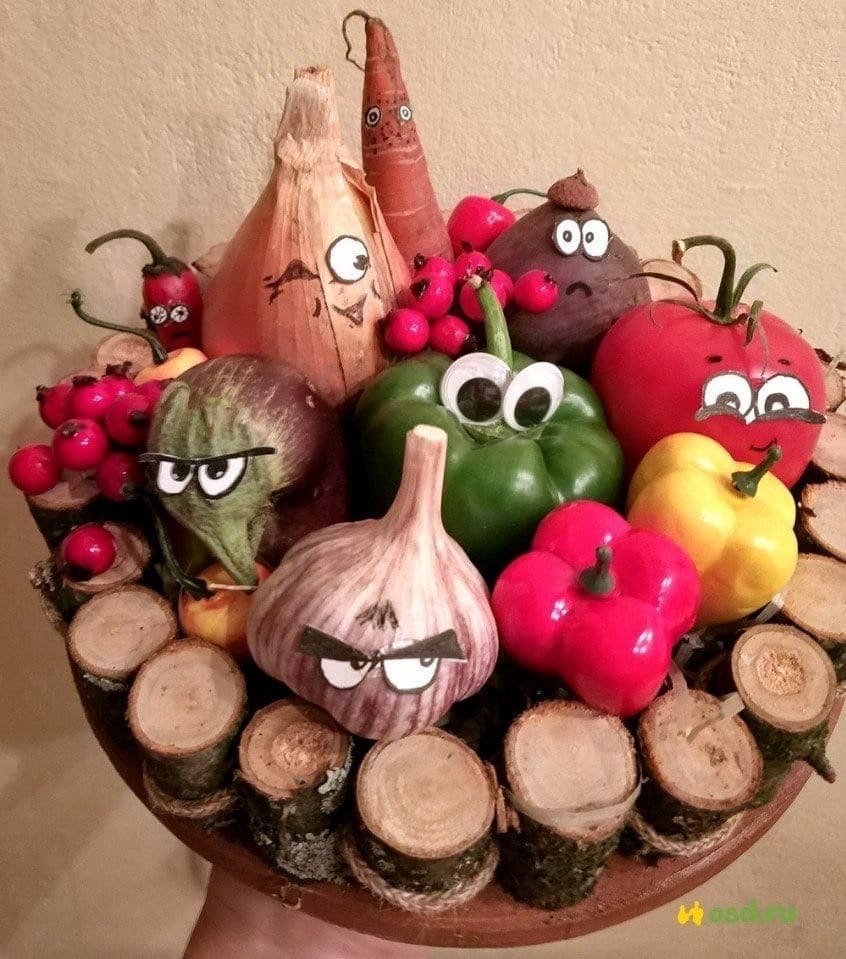 Необычный огород на подоконнике