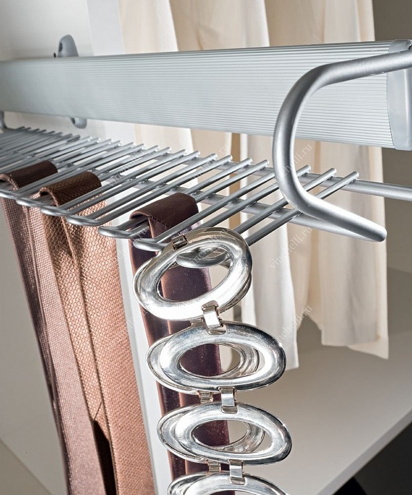 Выдвижная вешалка Вибо