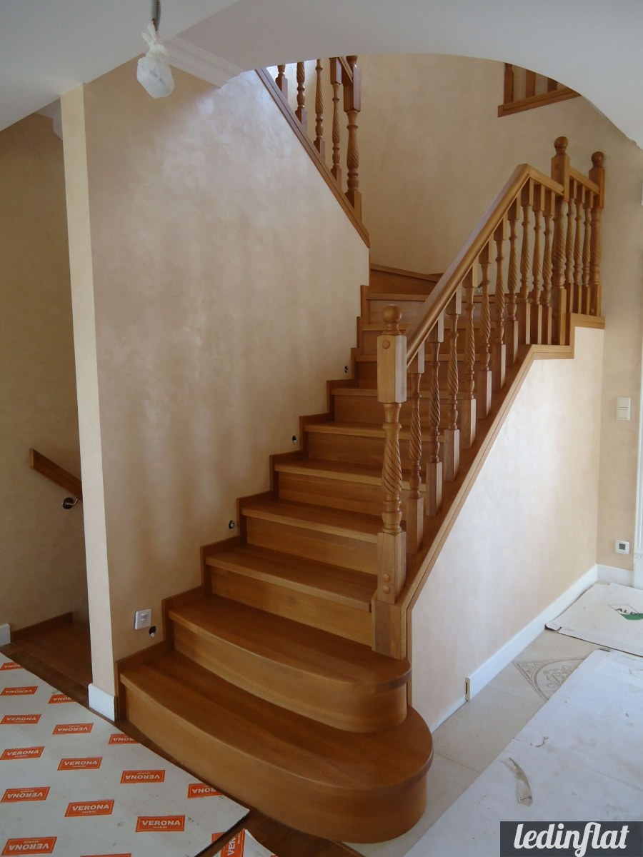 Отделка лестницы в доме