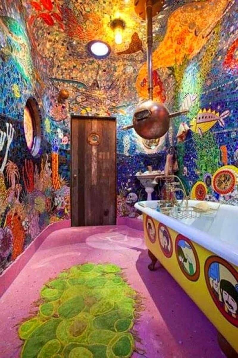 Ванная комната в стиле Гауди