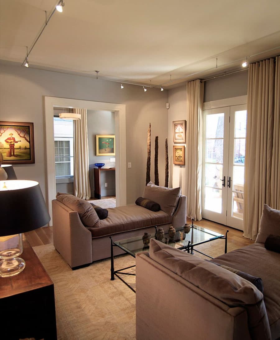 Освещение в маленькой гостиной