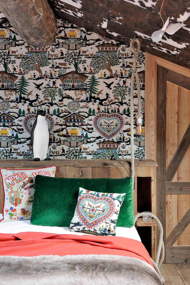 Люстры в стиле Шале кухня