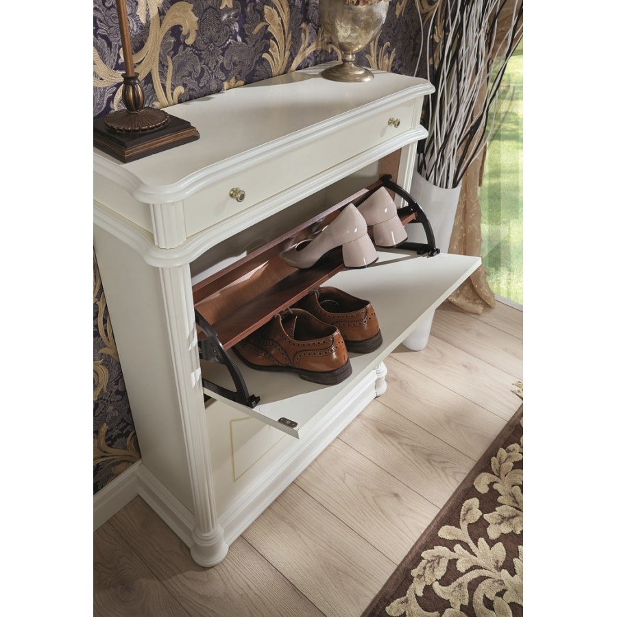 Обувница дана 743 Раис