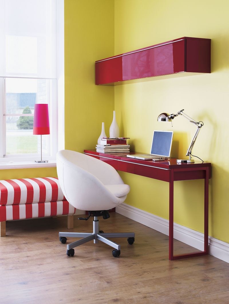 Стулья в комнату для подростка