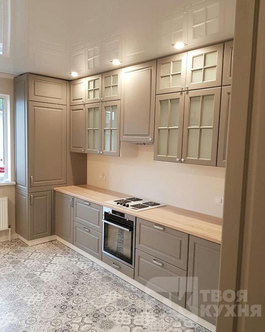 Бежевые кухонные гарнитуры