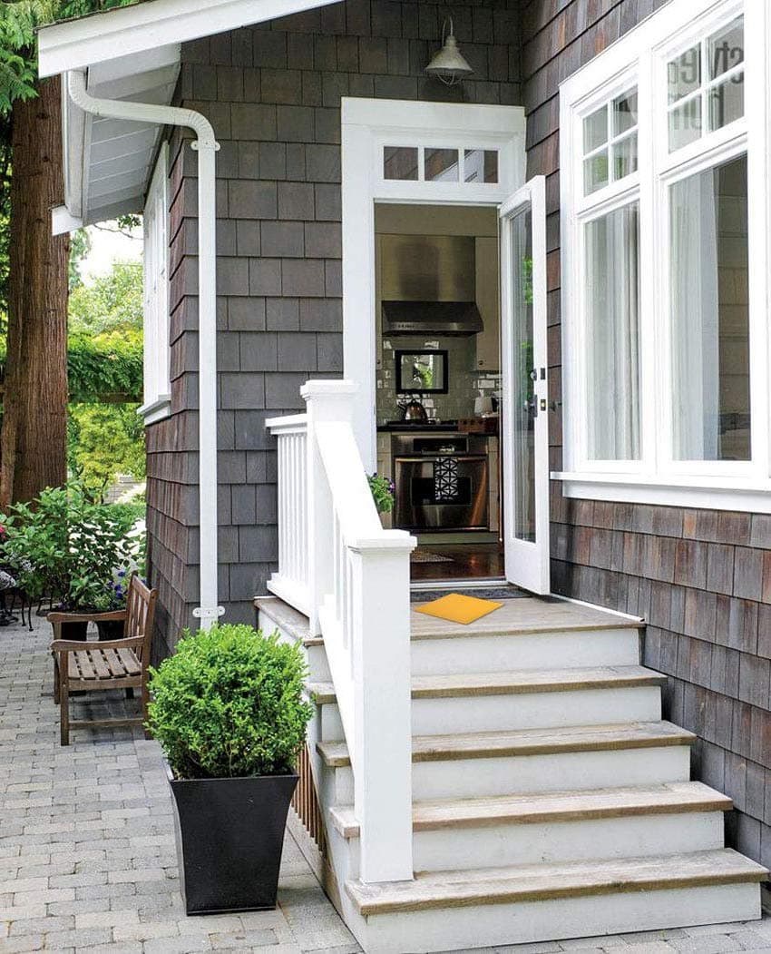 Крыльцо к дому