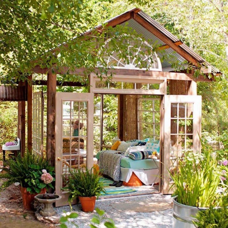 Уголок отдыха на даче