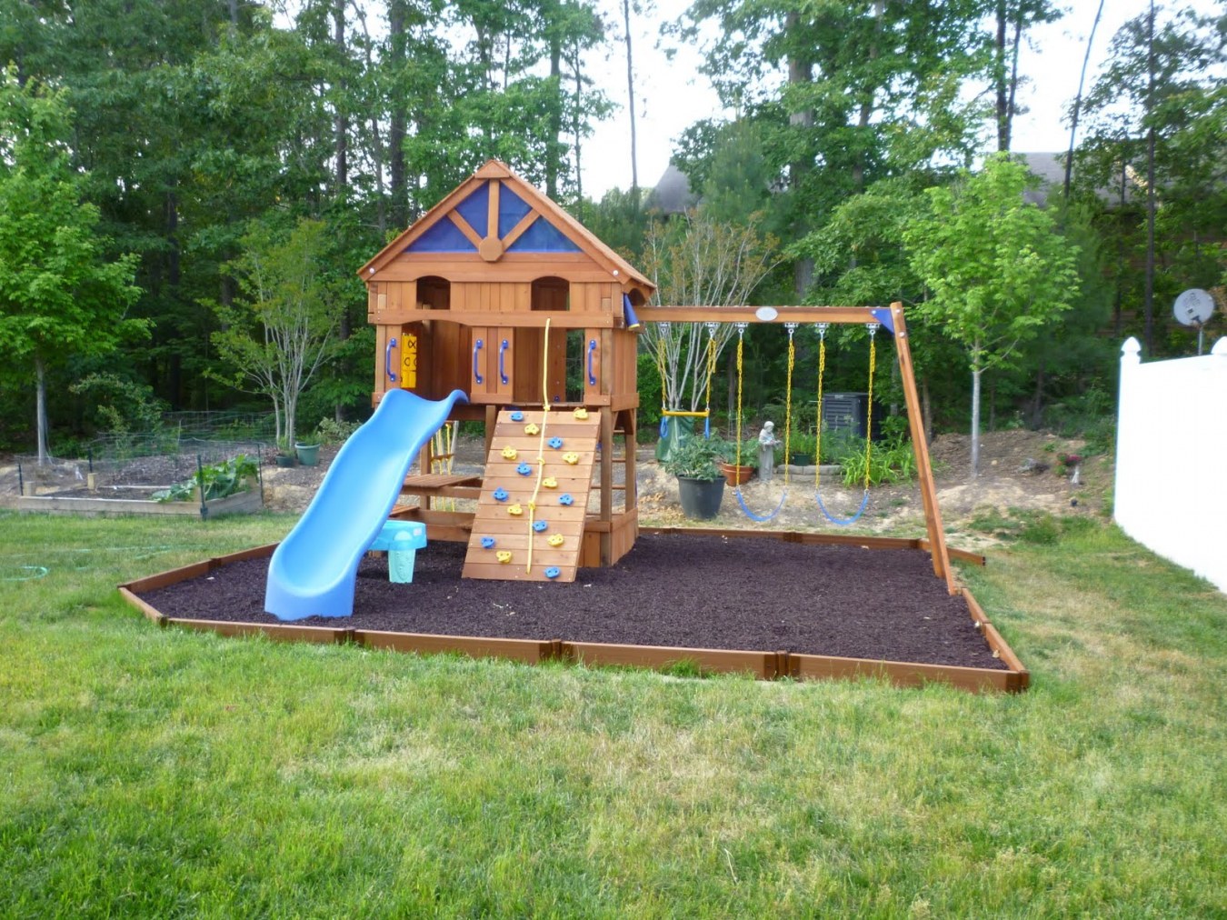 Установить детскую площадку во дворе (66 фото) - красивые картинки и HD .