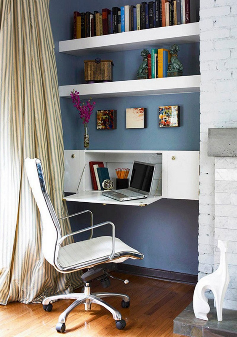 Рабочий уголок в гостиной