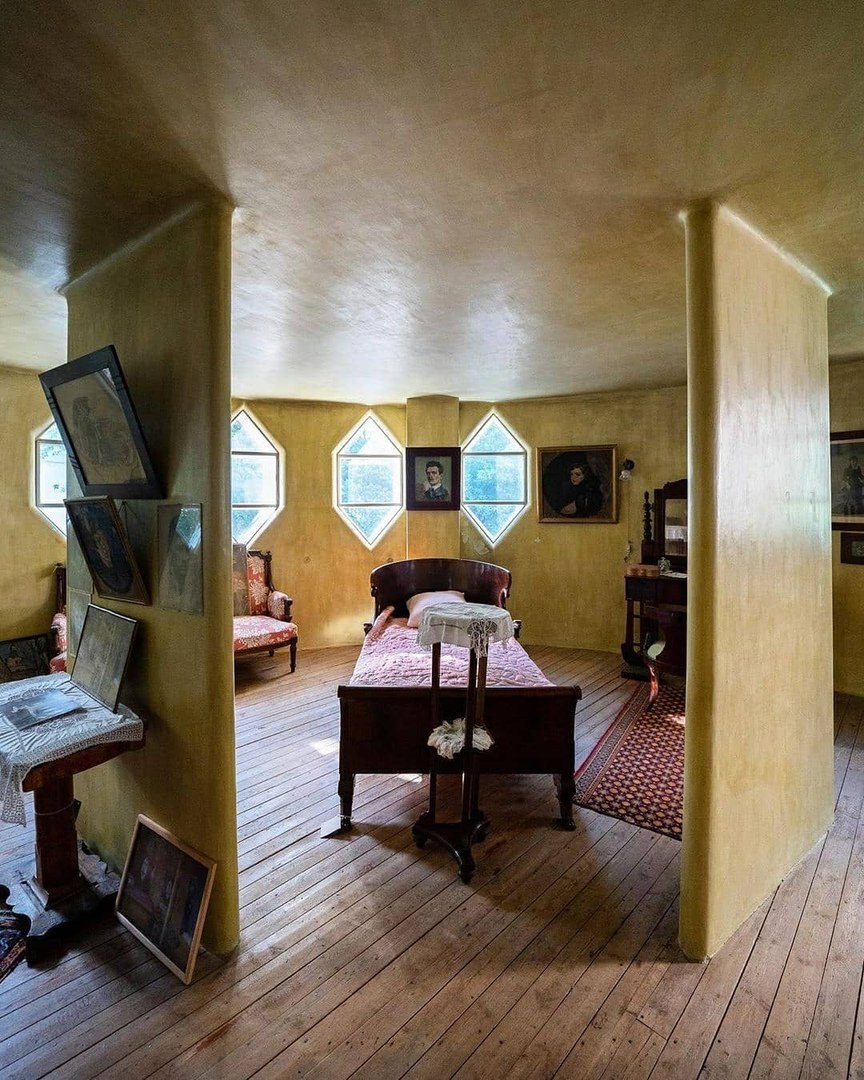 Дом Мельникова в Кривоарбатском переулке