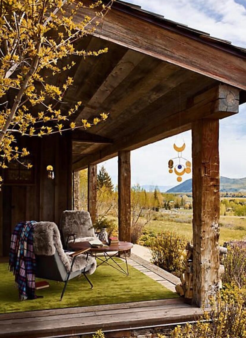 Терраса в деревенском доме