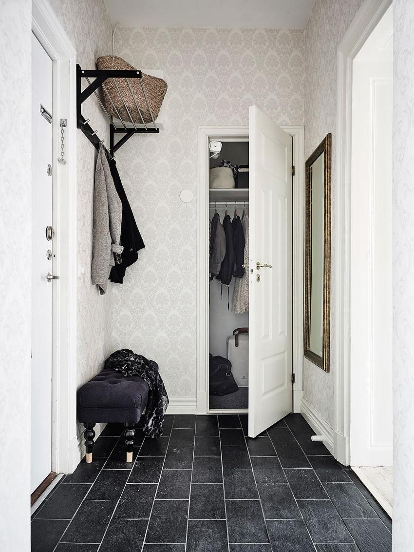 Интерьер небольшого коридора