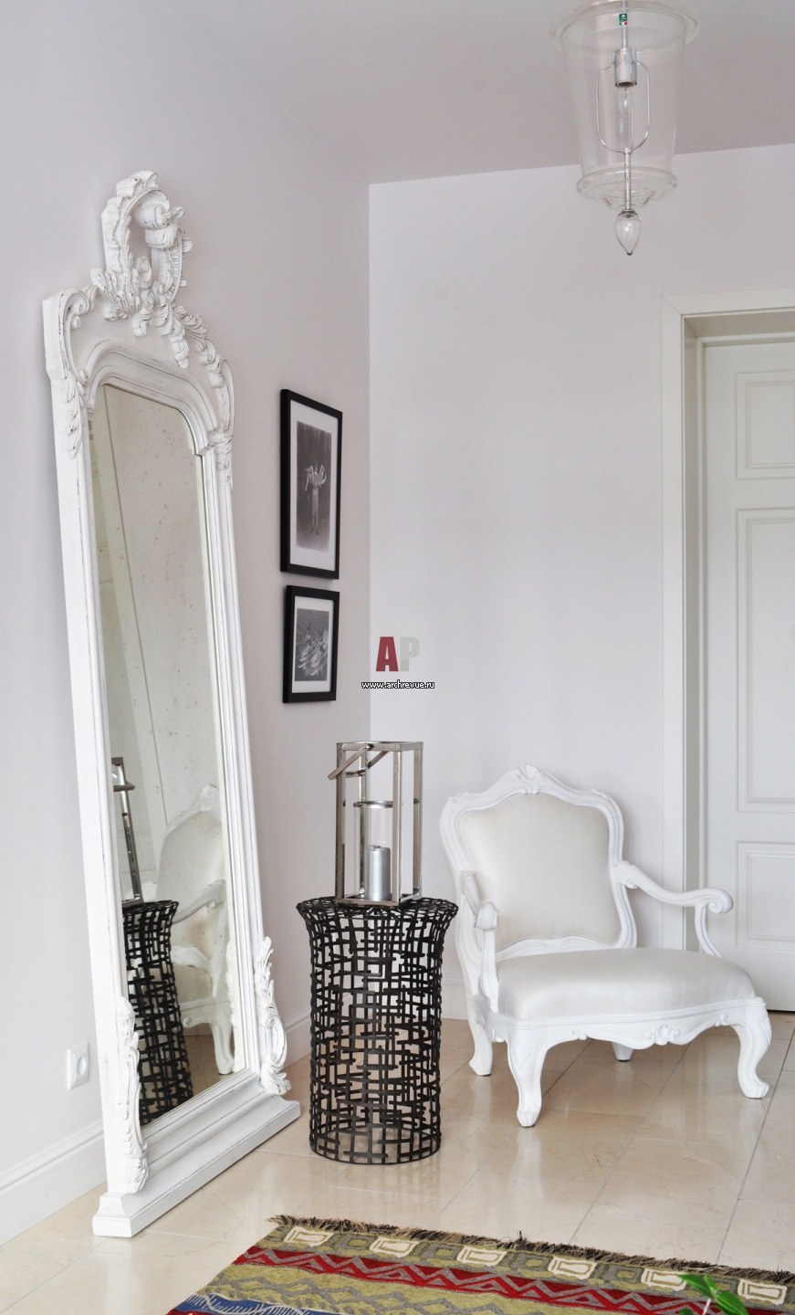 Консольный столик в интерьере