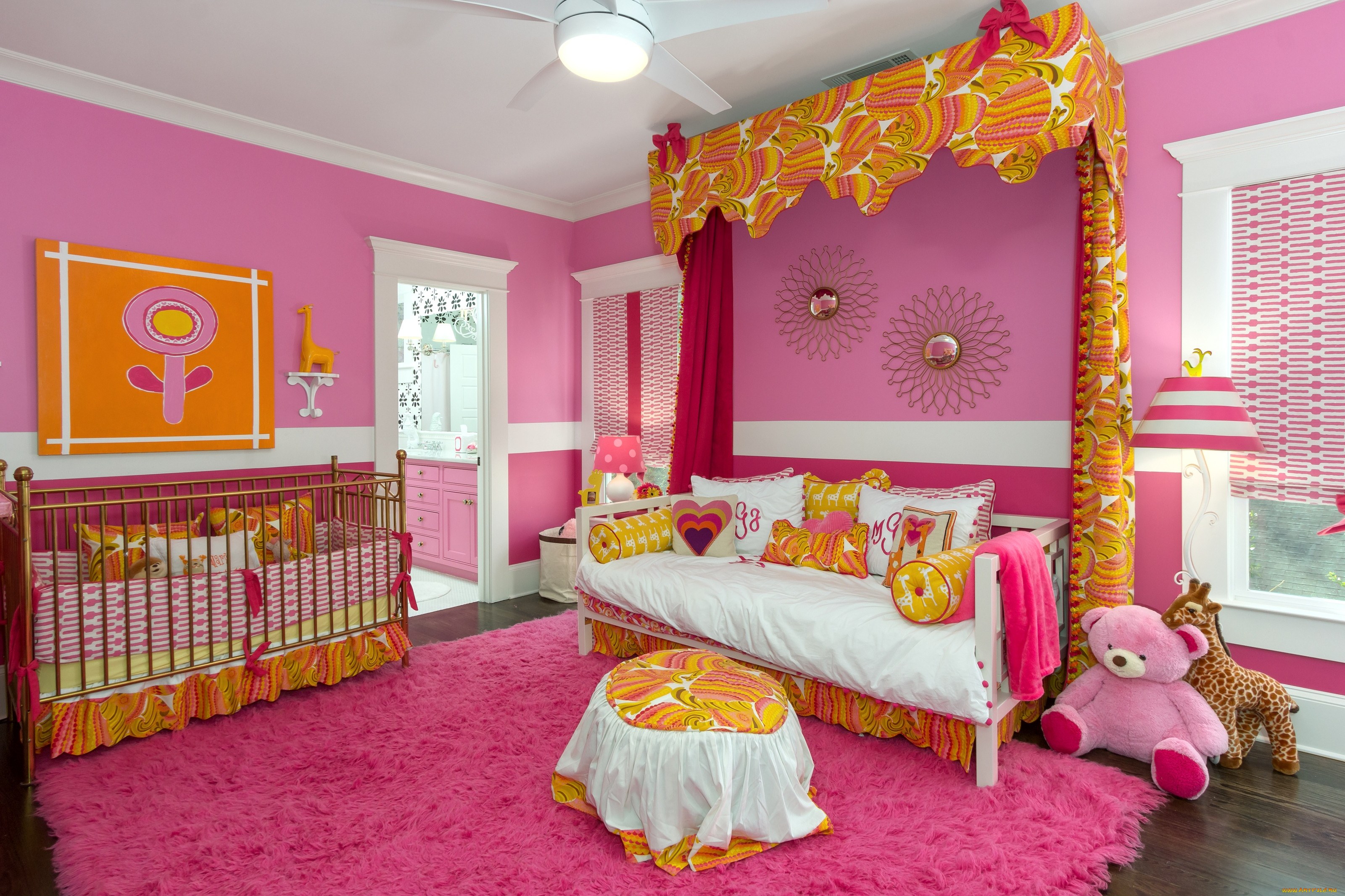 Желто розовый дизайн. Красивые детские комнаты. Детские комнаты для девочек. Интерьер детской комнаты девочке. Комната для девочки розового цвета.