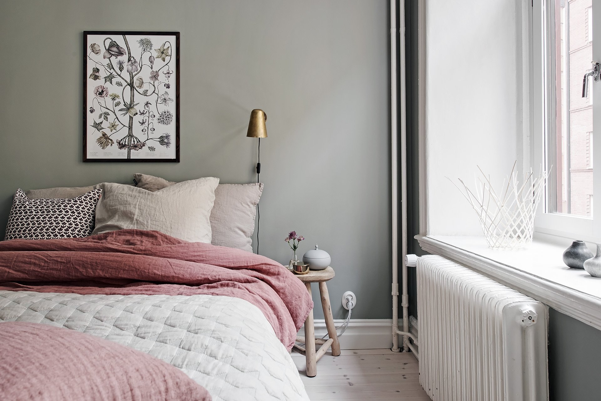Пыльно розовый цвет в интерьере спальни (35 фото) - красивые картинки и .