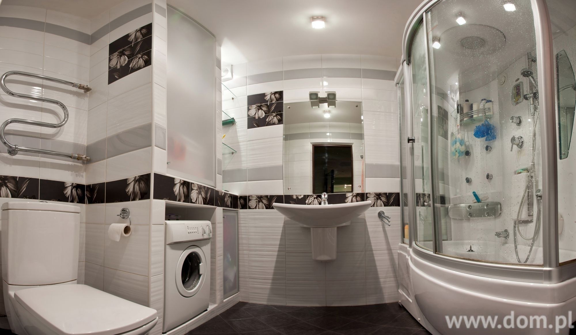 Ванные комнаты с душевой кабиной ванной стиральной машиной