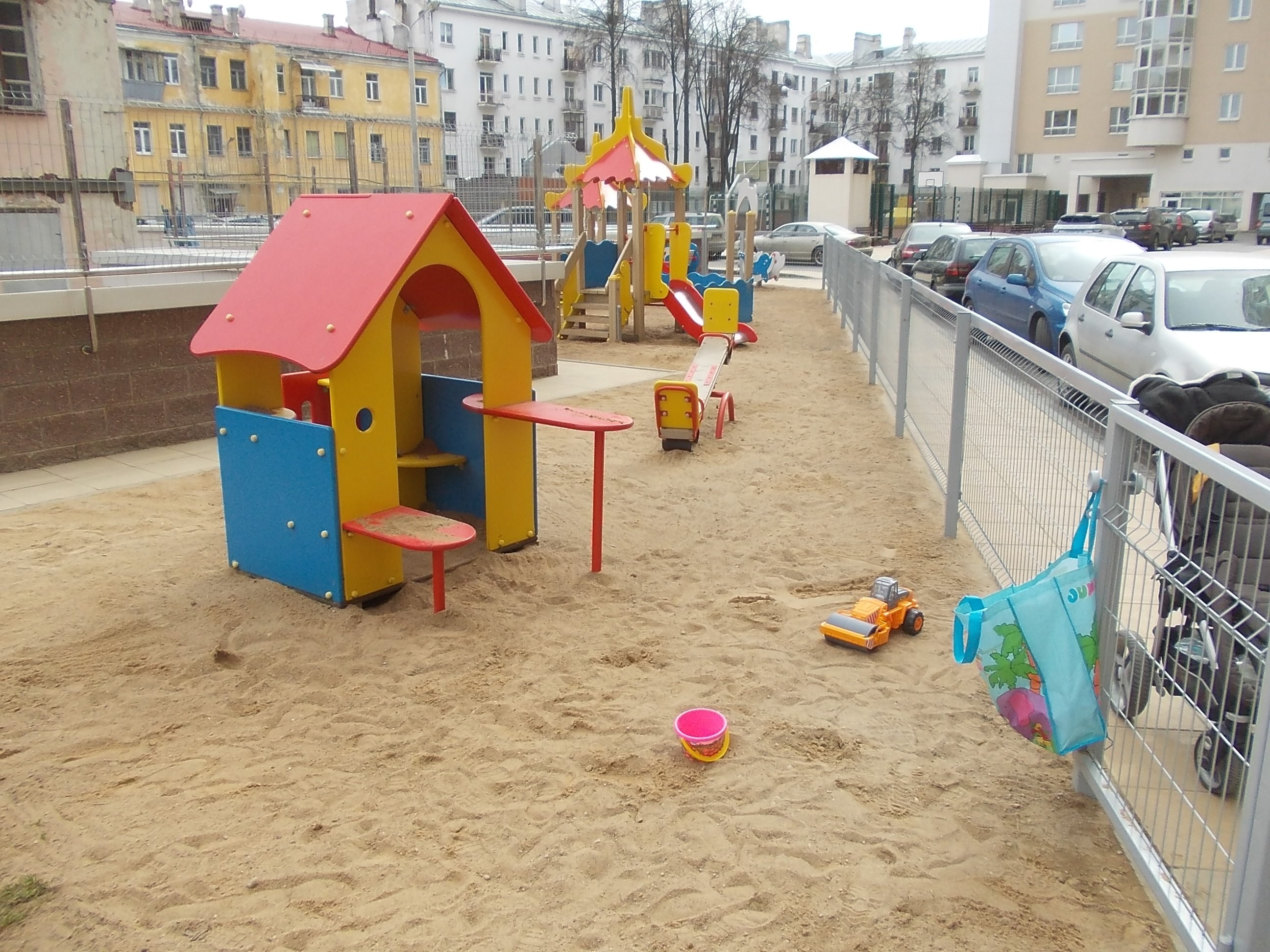 Огороженная детская площадка (52 фото) - красивые картинки и HD фото