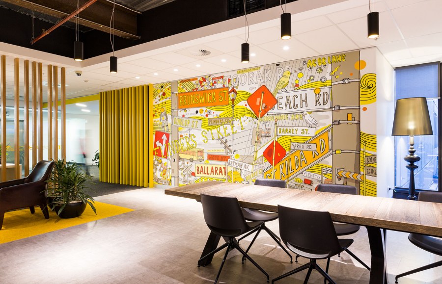 Граффити в интерьере