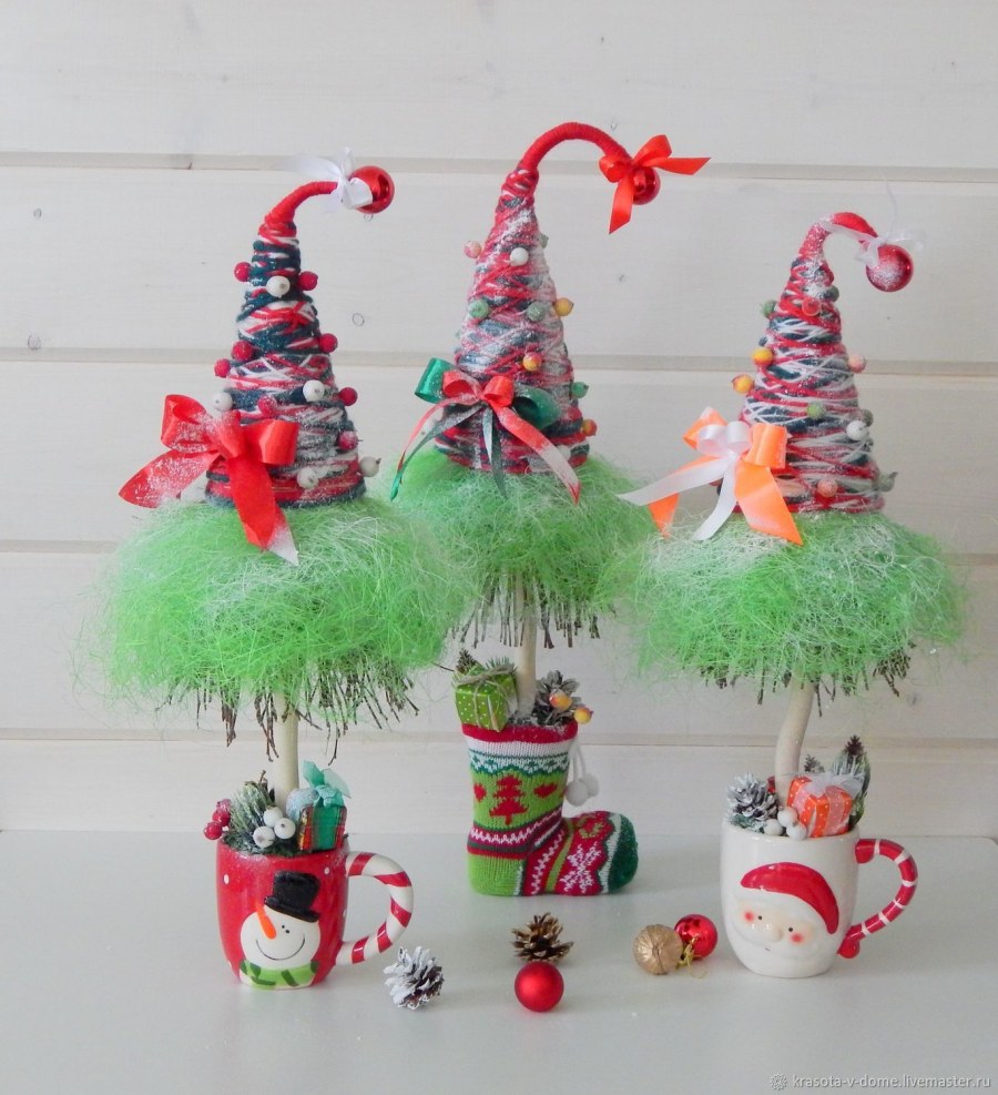 Декоративная елочка флористика