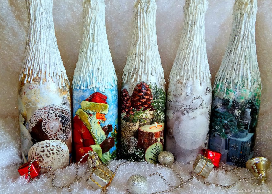 Как сделать ёлочную игрушку из винтажной открытки с девочкой в шубке